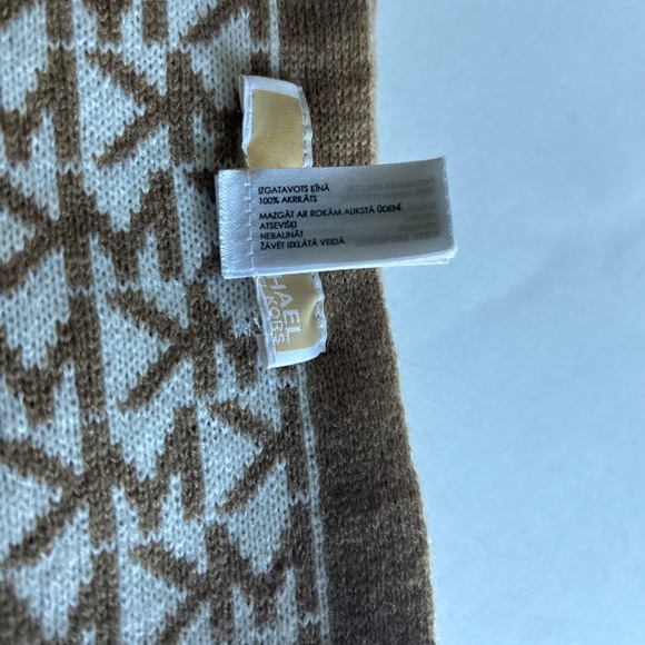 New Michael Kors Cream White Acrylic Scarf Beanie Set - Picture 4 of 9